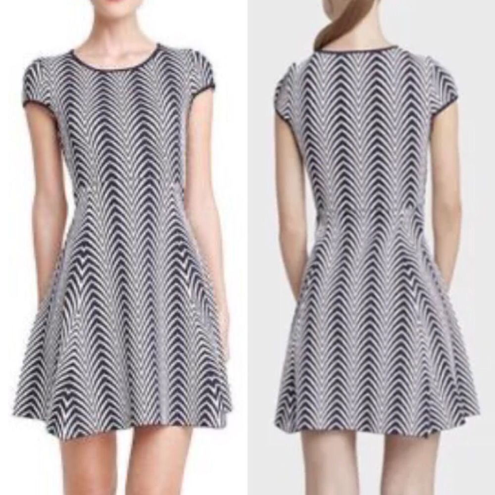 CATHERINE Malandrino Valerie Navy White ZigZag Knit Dress Sz S